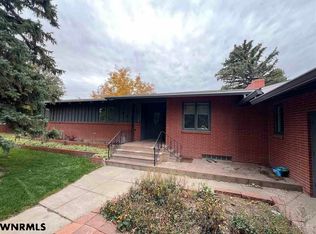 1965 Q St, Gering, NE 69341