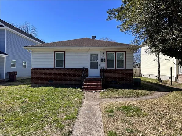 1228 Commerce Ave, Chesapeake, VA 23324