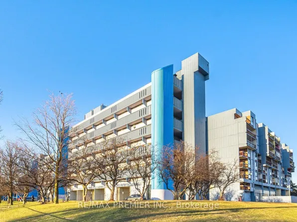 4645 Jane St #720, Toronto, ON M3N 2K9