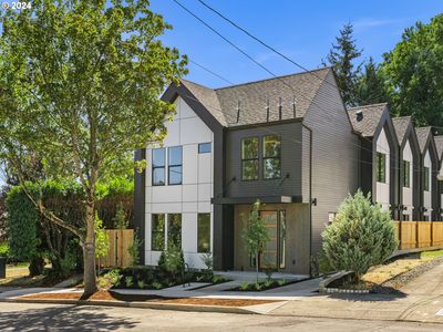 1794 SE Spokane St #3, Portland, OR, 97202