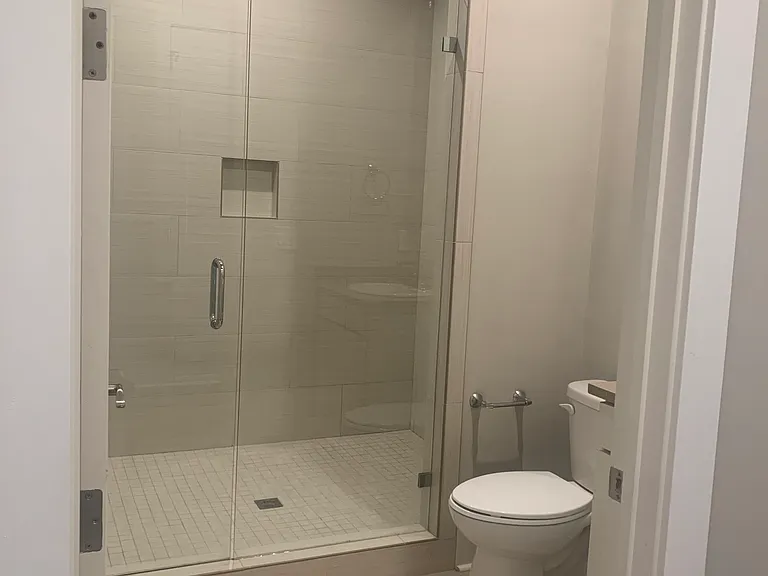 Bathroom w/ shower