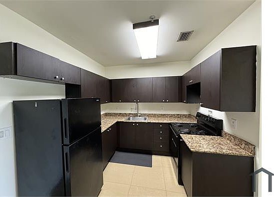 2nd image of 529 NE 62nd St #401