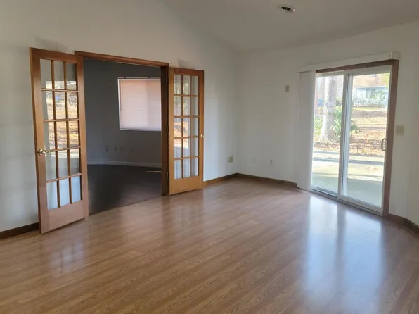 53 Mayflower Dr, Little Egg Harbor, NJ 08087