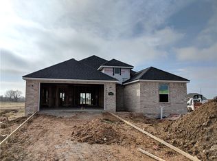 7361 Drury Ave, Springdale, AR 72762