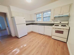 9 Rockland Pl, Greenwich, CT 06831