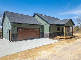 7248 S Bluff Rd, De Soto, WI 54624