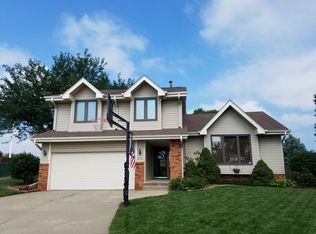 15444 Cuming Cir, Omaha, NE 68154
