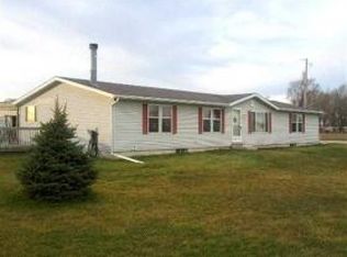 18575 306th St, Long Grove, IA 52756