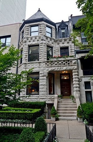 1st image of 1434 N Astor St #1