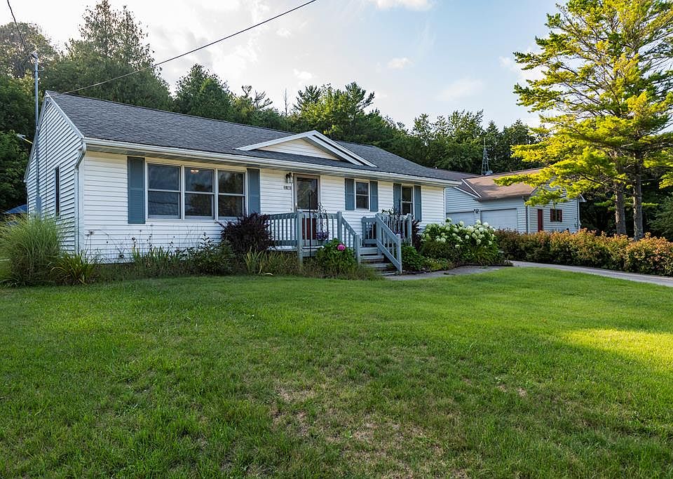 1st image of 8071 Guy St