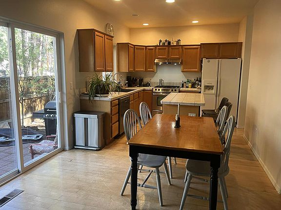 5th image of 19558 Brookside Way