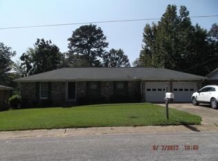 5823 18th Pl, Meridian, MS 39305