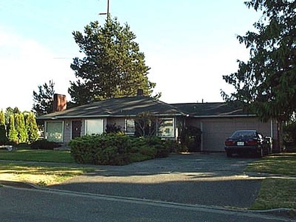2nd image of 3414 Plymouth Dr