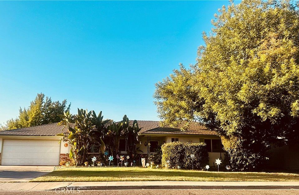 1st image of 111 Gabriel Dr