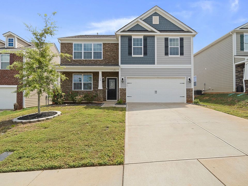 1st image of 108 Longleaf Dr