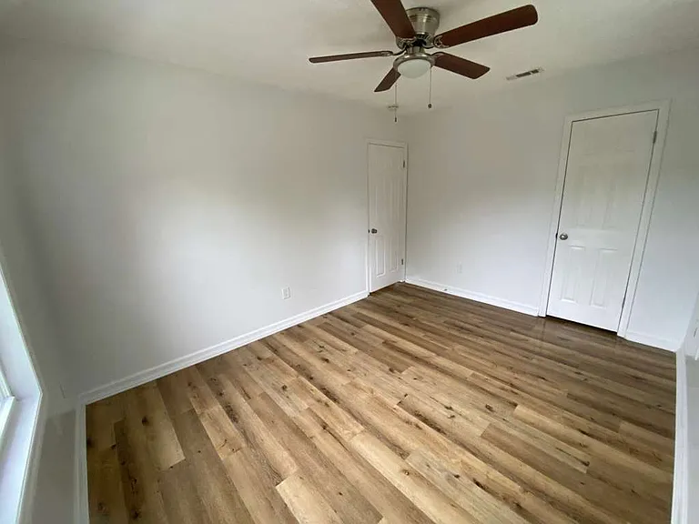 5 E Pinecrest Dr #302 — Photo 3