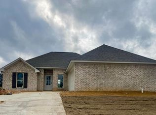 569 Patrick Farms Dr, Pearl, MS