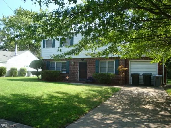 616 Essex Park Dr, Hampton, VA 23669