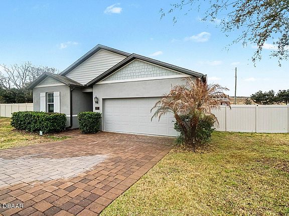 3rd image of 602 Napoli Way