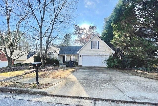 1st image of 3960 Brushy Wood Dr