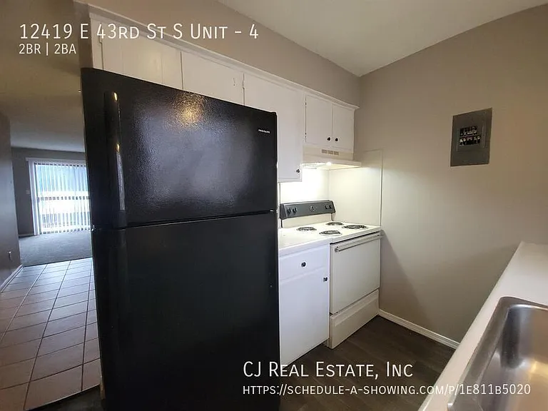 12419 E 43rd St S #4 — Photo 7