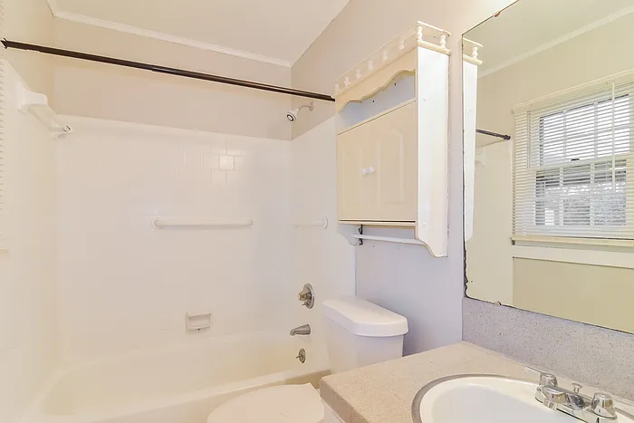 432 E Rutgers Loop — Photo 9