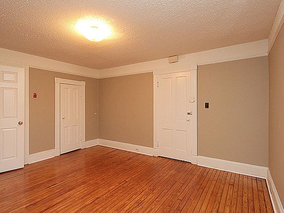 4th image of 1333 Chesapeake Ave APT 4