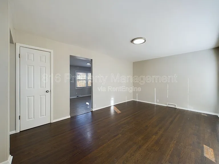 11404 Eastern Ave — Photo 15