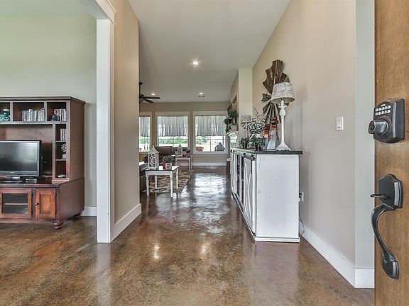 3rd image of 7937 Fairchild Blvd