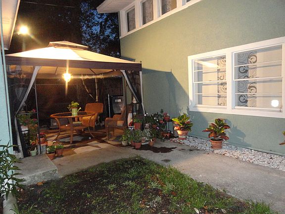 4th image of 6716 N Harer St
