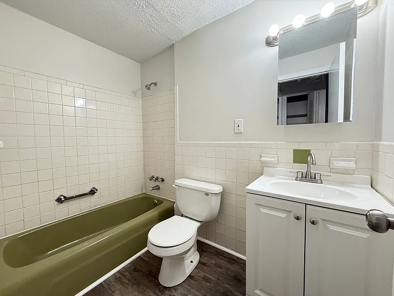 130 English Village Rd #103 — Photo 4