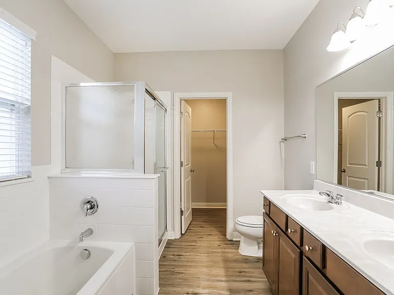 6048 Shreven Dr — Photo 12