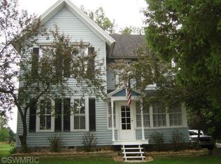 426 E Main St, Fremont, MI 49412