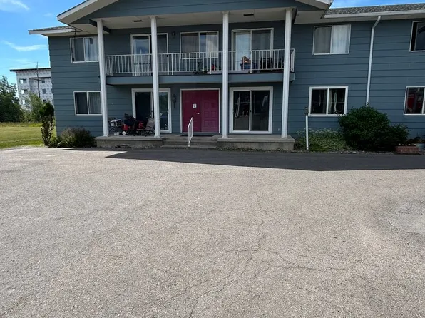 Colonial Villa Apts (CG 317), 836 E Washington St APT W, Kalispell, MT 59901