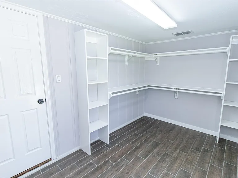 1510 Walton St — Photo 28