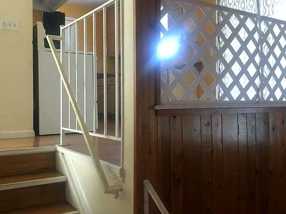 4th image of 1333 Zeno St