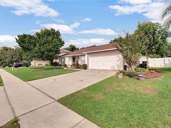 2nd image of 746 Butterfly Creek Dr