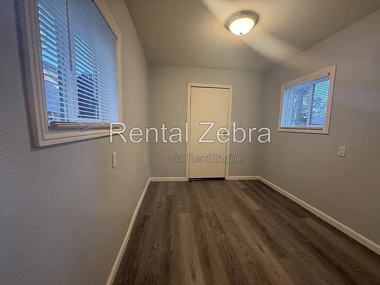 8301 Trout Ave #9 — Photo 10