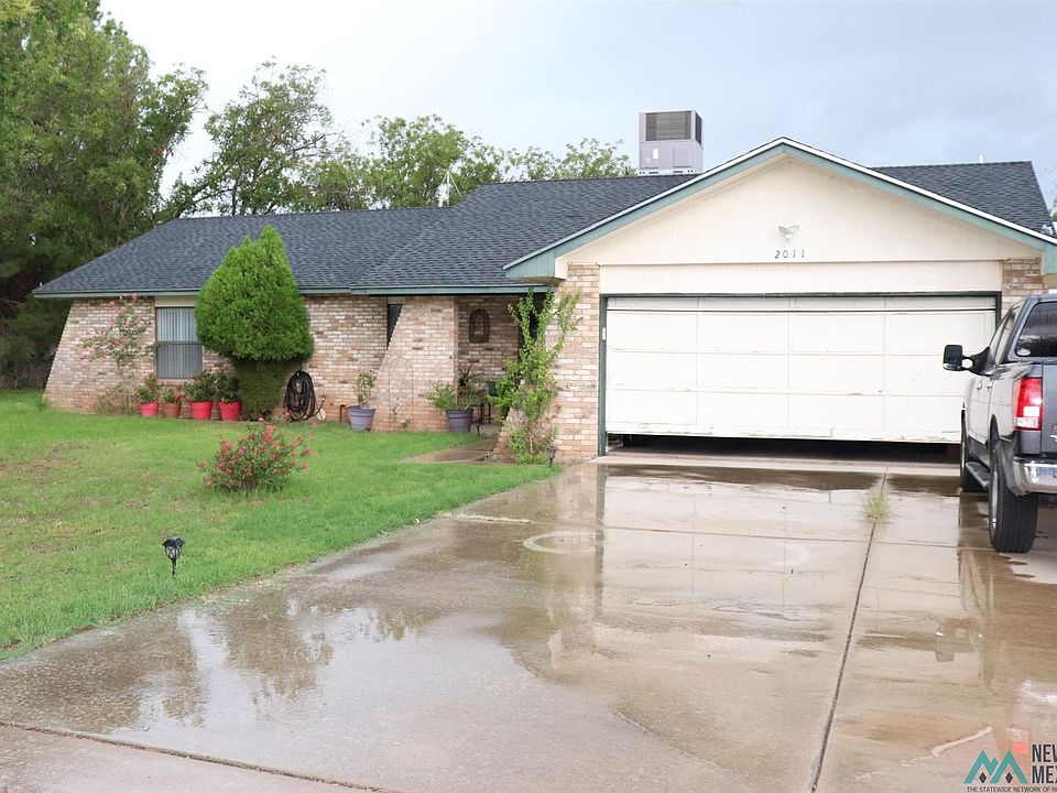 1st image of 2011 S Pepper Tree Cir