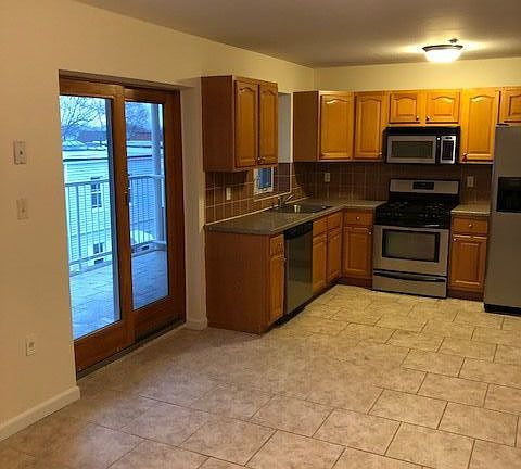 3rd image of 66-11 71st St #2A