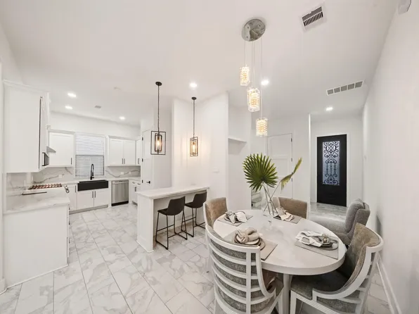 2416 Sumpter St #A, Houston, TX 77026