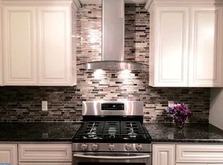 12632 Chilton Rd, Philadelphia, PA 19154