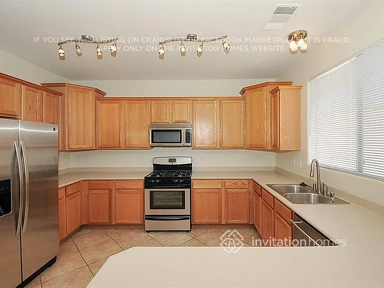 8913 Wolf Dancer Ave — Photo 8
