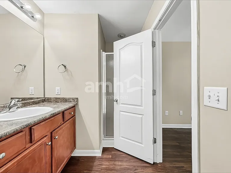 1523 Bradley Blvd — Photo 13