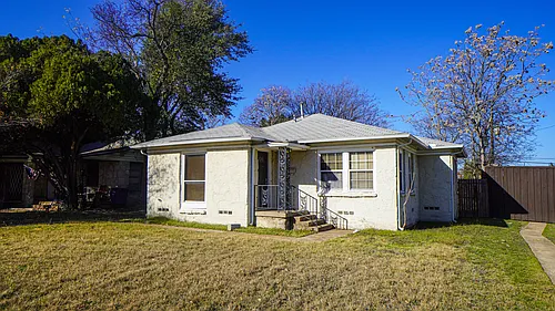 2211 Wilbur St Photo 1