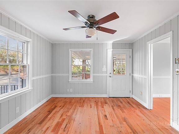 5th image of 624 Brentwood Court