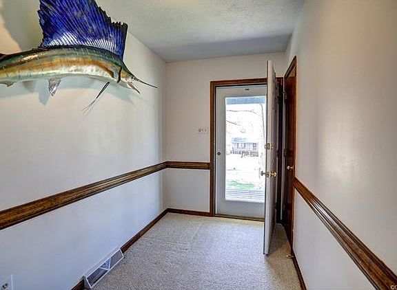 2nd image of 8288 Fieldshire Dr