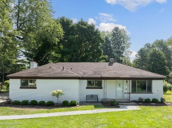 37974 Elmite St, Harrison Township, MI 48045