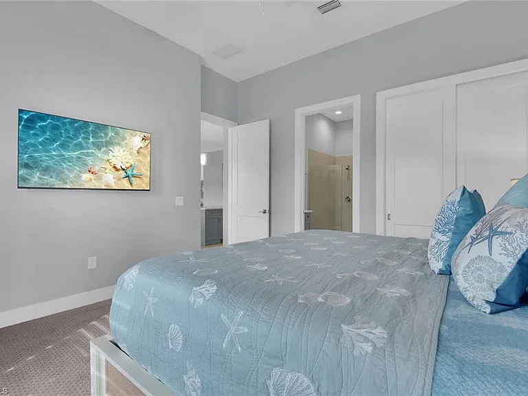 1621 Begonia Ct — Photo 32