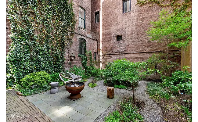 Rented by Douglas Elliman | media 18